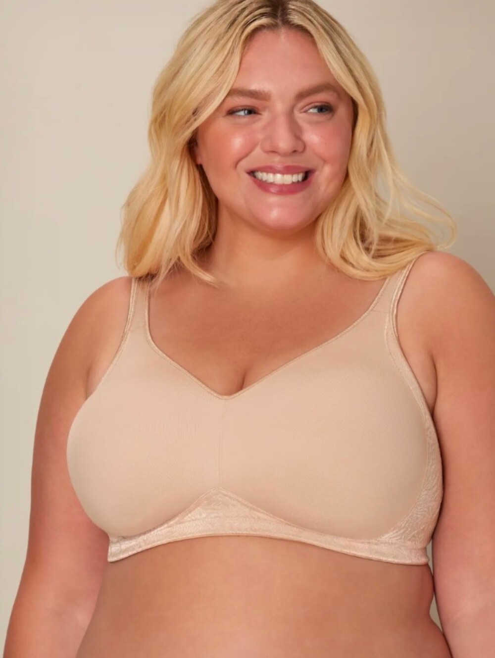 18 Hour Side & Back Smoothing Wireless Bra